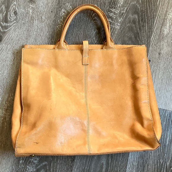 Fossil tan leather tote bag - Picture 9 of 17